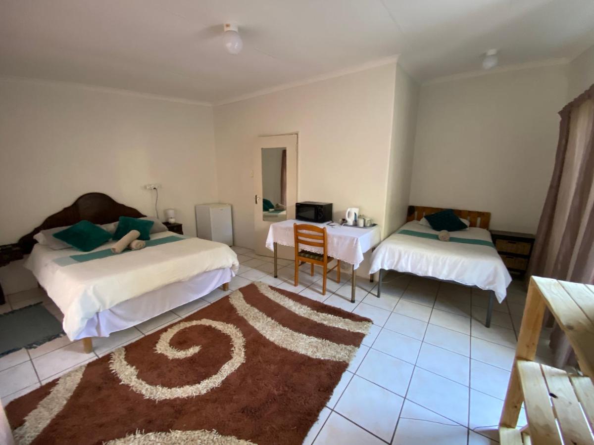 El-Kole Bed And Breakfast ツメブ エクステリア 写真